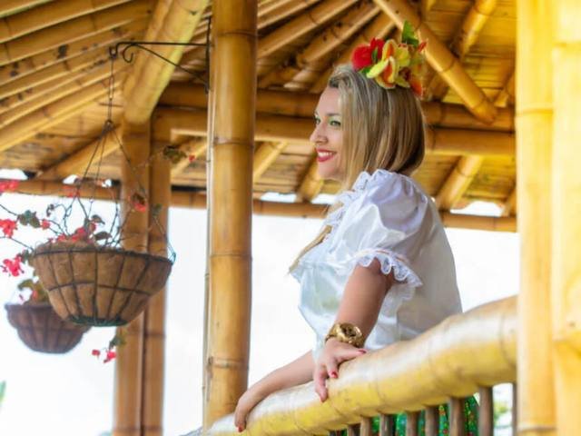 Cantante en la fonda del Parque Los Arrieros